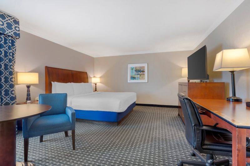 Image of new king queen room overall
