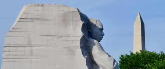 Martin Luther King Memorial in Washington, Washington Monument in background